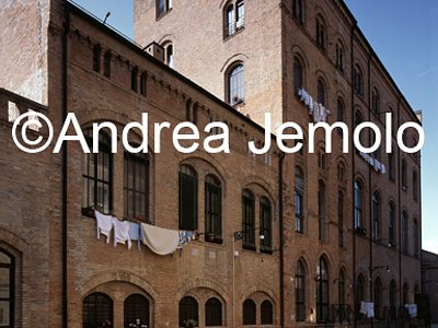 Restructuring for residential use of the Venetian Breweries  | Andrea Jemolo