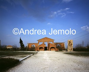 Memento Park - Monumental statues from Hungary's Communist period Main entrance | Andrea Jemolo