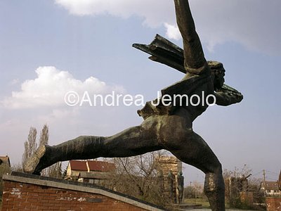 Memento Park - Monumental statues from Hungary's Communist period The Republic of Councils Monument | Andrea Jemolo