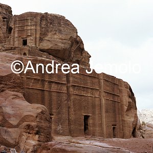 Necropolis of the theater Tombs with double battlements crowning | Andrea Jemolo