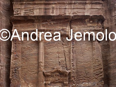 Tomb stair at the output of Siq  | Andrea Jemolo
