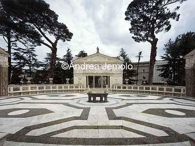 Casina di Pio IV Loggia del Ninfeo e cortile ovale | Andrea Jemolo