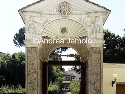 Casina di Pio IV Propileo settentrionale - Dal Cortile | Andrea Jemolo