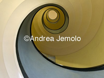 Palazzina Staircase - Lungotevere Arnaldo da Brescia 9 | Andrea Jemolo