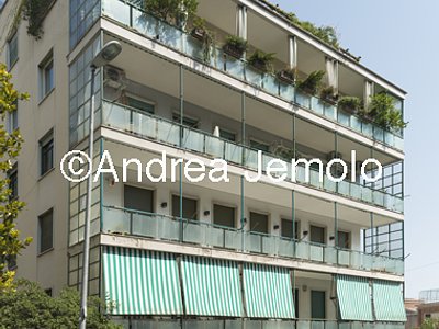 Palazzina Side on Via Archimede | Andrea Jemolo