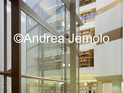 Nuova Bibliotheca Hertziana Viste di dettaglio del pozzo di luce in acciaio e cristalli a controllo solare | Andrea Jemolo