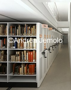 The new Hertzian Library Storerooms in the underground planar beam | Andrea Jemolo