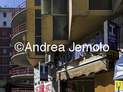 Autorimessa e Mercato Via Magna Grecia | Andrea Jemolo