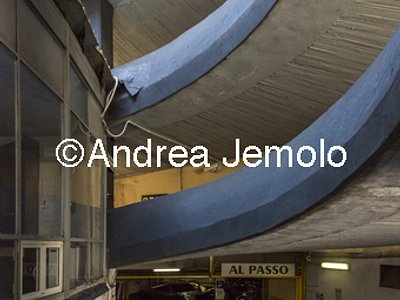 Autorimessa e Mercato Via Magna Grecia | Andrea Jemolo