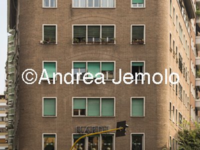 Edificio in Piazza Istria  | Andrea Jemolo