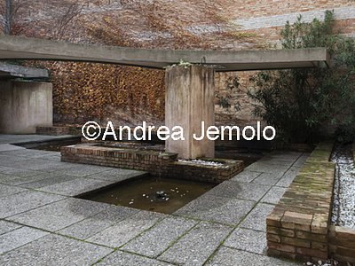 Garden of Sculptures in Pavilon Italia of Biennale  | Andrea Jemolo