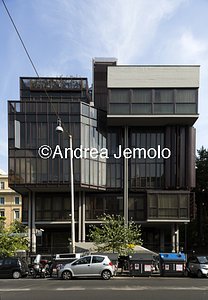 Multifunctional building now the seat of Ernst & Young  | Andrea Jemolo