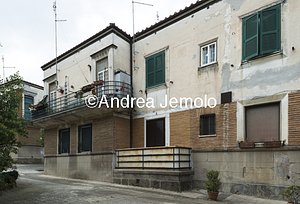 Garbatella District - Model house Icp N° 5 Piazza Santa Eurosia | Andrea Jemolo