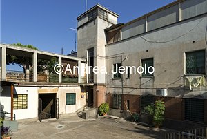 Garbatella district - Block 27 Piazza Nicola Longobardi | Andrea Jemolo