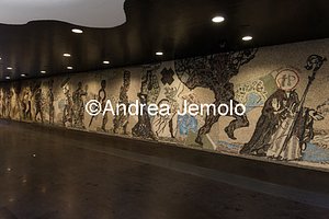 Subway Station Toledo Naples Procession | Andrea Jemolo