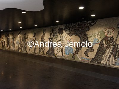 Subway Station Toledo Naples Procession | Andrea Jemolo