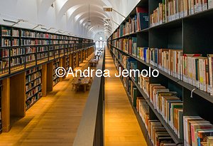 Library of the Nuova Manica Lunga - Cini Foundation in San Giorgio  | Andrea Jemolo