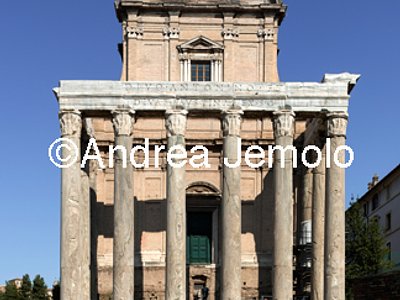 Temple of Antoninus and Faustina - San Lorenzo in Miranda  | Andrea Jemolo