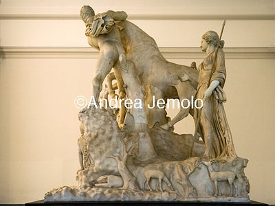 Museo Archeologico Nazionale Collezione Farnese - Toro Farnese - Punizione di Dirce - lato destro | Andrea Jemolo