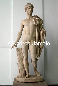 Archaeological National museum Farnese Collection - Portrait of Lucio Veirus with idealized body of the Diomedes | Andrea Jemolo