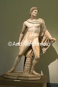 Archaeological National museum Farnese Collection - Warrior so-called Protesilaus | Andrea Jemolo
