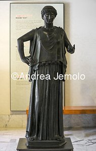 Archaeological National museum Herculaneum - Villa of the Papyri - The Daughters of Danaus - Dancer | Andrea Jemolo